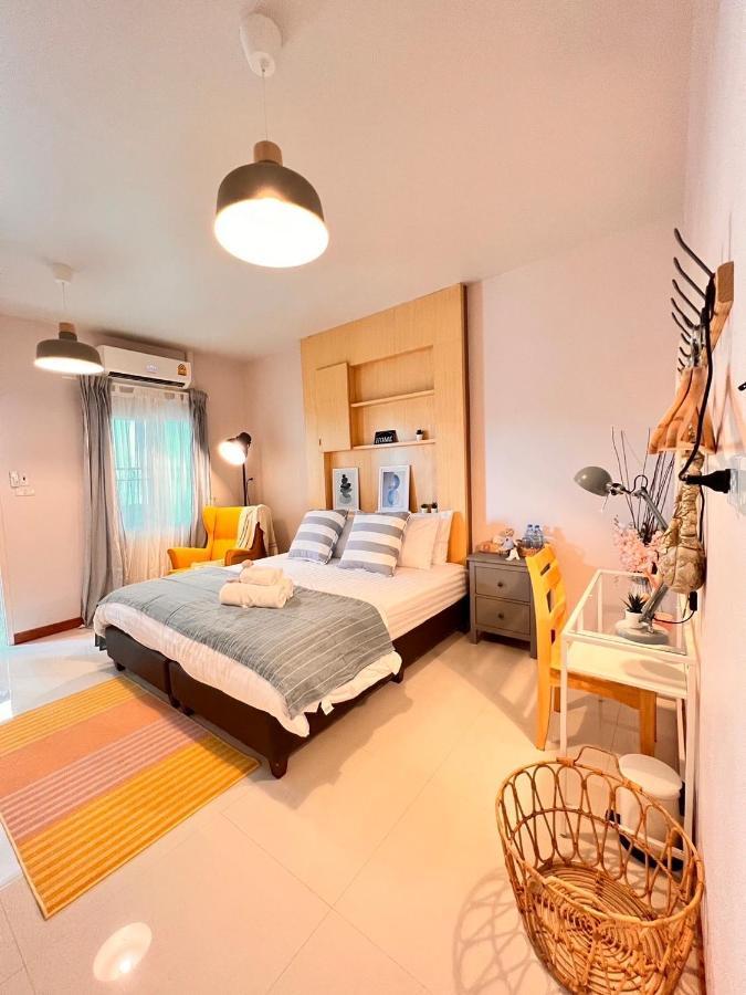 Por Poshtel Kanchanaburi Exterior foto